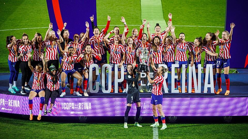 El Atlético de Madrid alza la Copa de la Reina