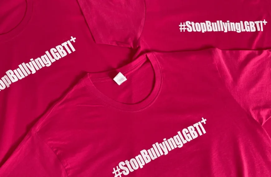 El Día de la Camiseta Rosa #StopBullyingLGBTI