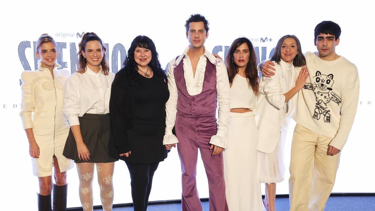 Eduardo Casanova estrena ‘Silencio’, la nueva miniserie vampírica sobre el VIH