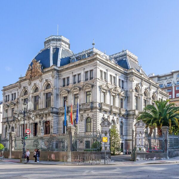 La Federación Estatal LGTBI+ respalda el anteproyecto de Ley LGTBI+ asturiana y confía en su pronta aprobación