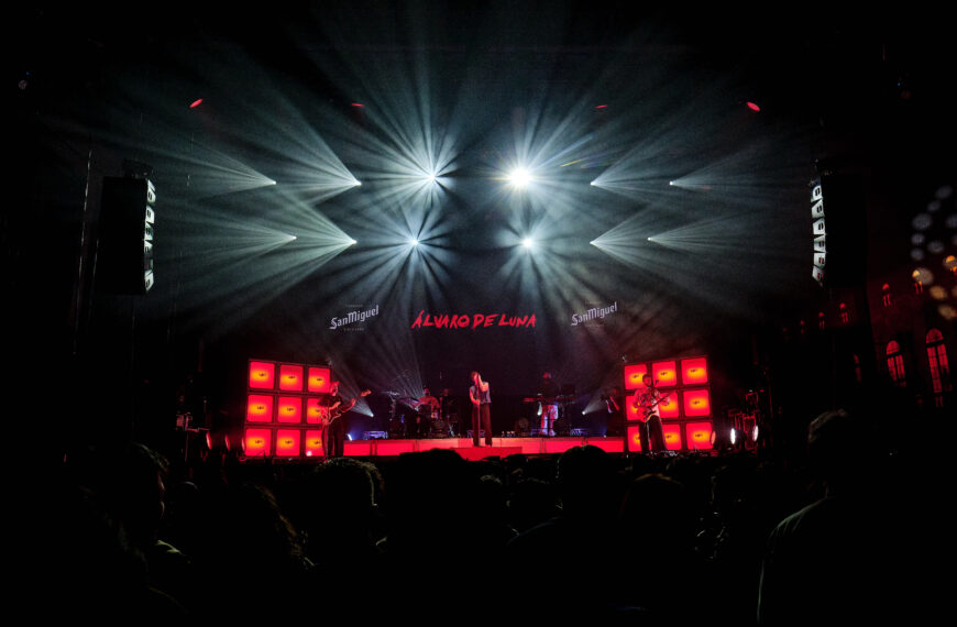 San Miguel celebra 60 años en Málaga con un festival que une música, arte urbano y cultura local