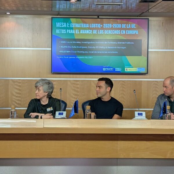 La Federación Estatal LGTBI+ pide a la Comisión Europea prohibir las pseudoterapias de conversión en toda la UE