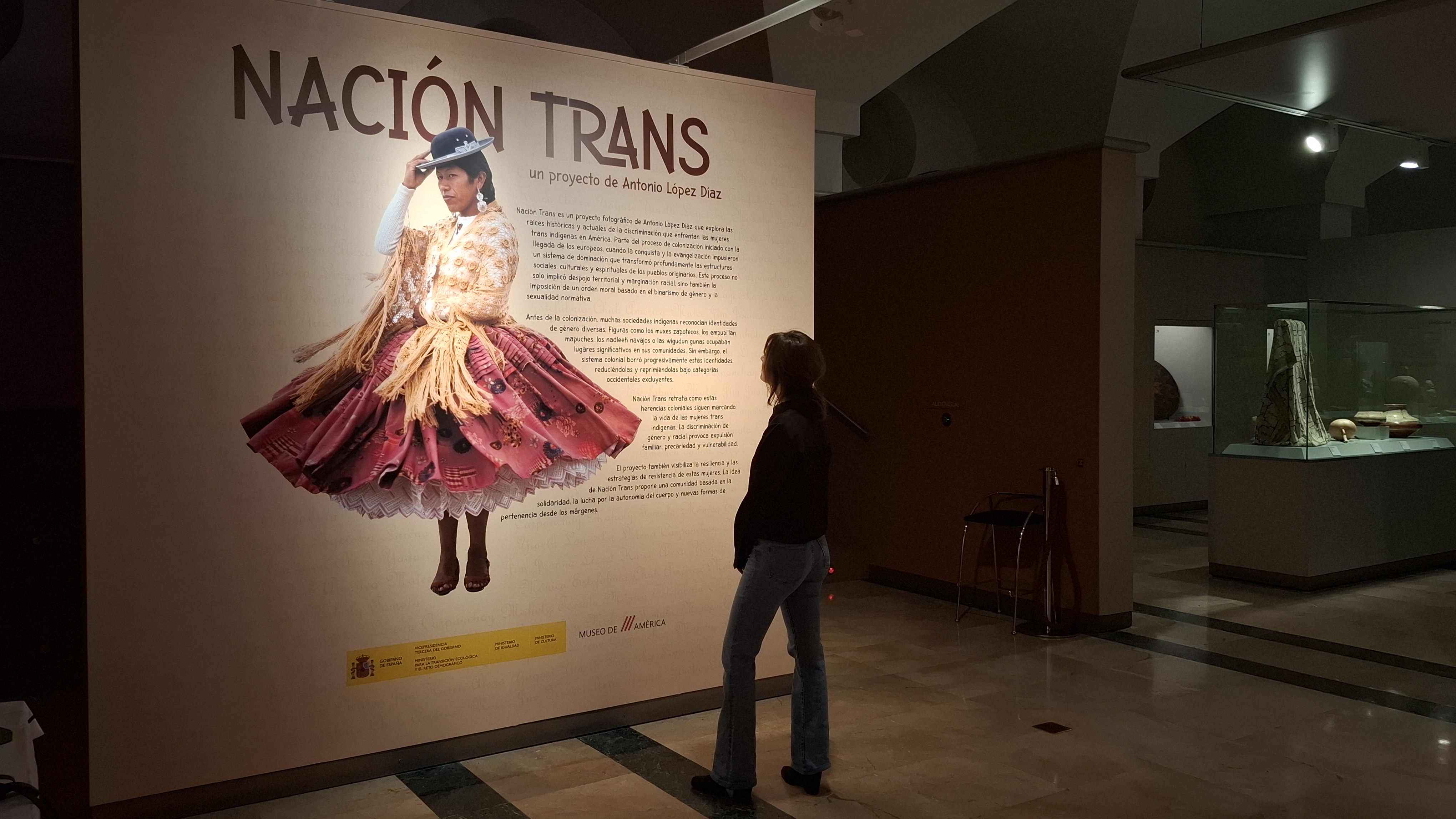 El Museo de América acoge la exposición «Nación Trans: Pobreza de Género» sobre mujeres trans indígenas
