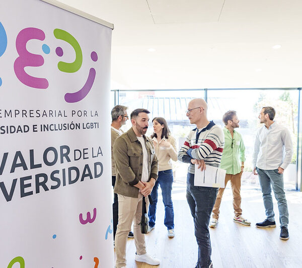 Más de 100 profesionales analizan el impacto de las redes internas LGBTI en las empresas españolas