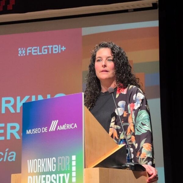 Hortensia García y Simón Martínez reciben los Premios Working for Diversity 2026 de la Federación Estatal LGTBI+