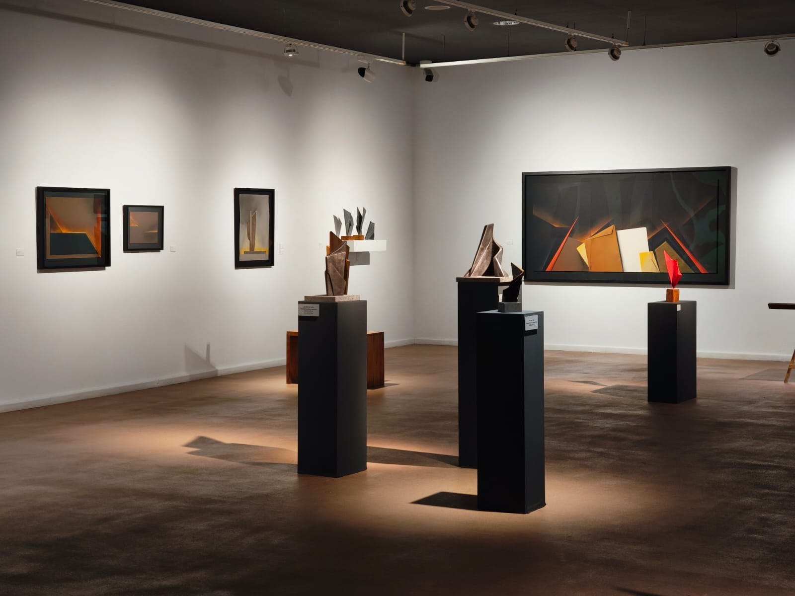 ‘Formas en Diálogo’: arte abstracto y accesible en el Museo de Nerja