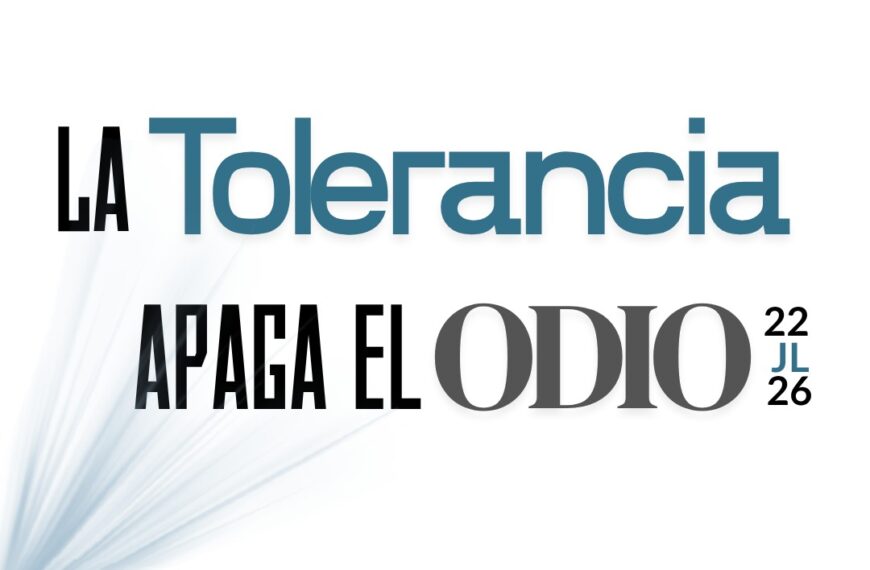 Torremolinos ilumina de azul dos de sus edificios por las víctimas de los delitos de odio