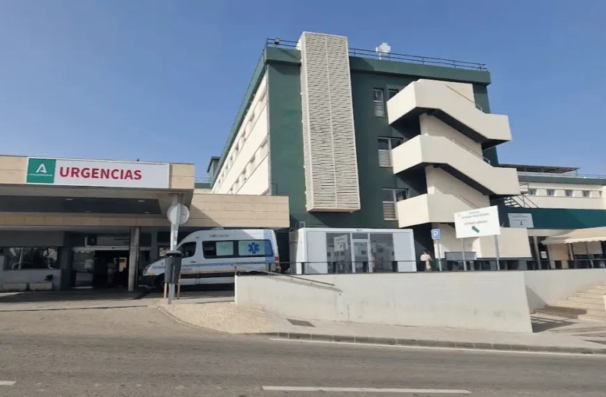 Un hombre de 50 años permanece hospitalizado tras una presunta agresión homófoba en Vélez-Málaga